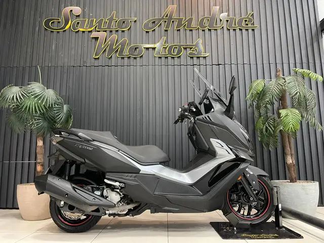 Carro Dafra Cruisym 2024 300