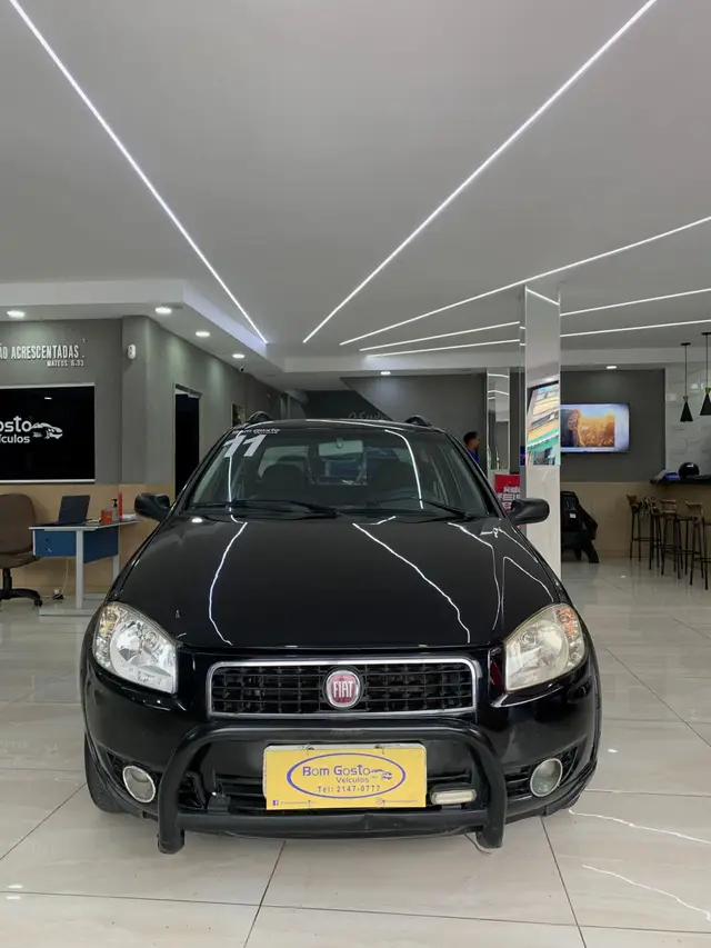 Carro Fiat Strada 2011 Working 1.4 (Flex) (Cabine Dupla)