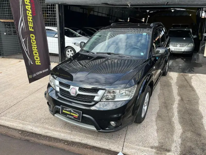 Fiat Freemont 2.4 16V Emotion (Aut)