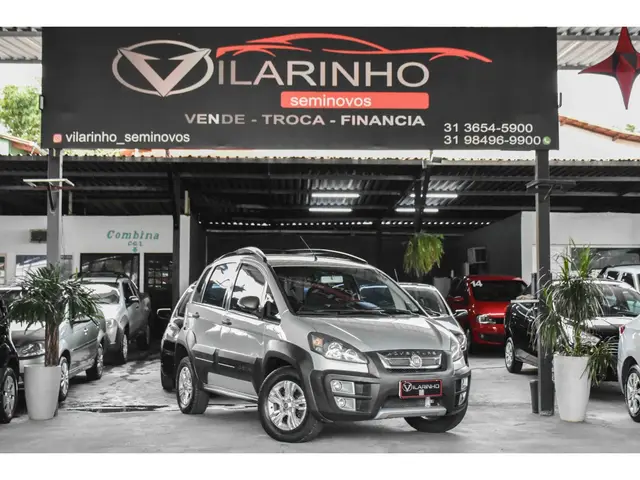 Carro Fiat Idea 2012 Adventure 1.8 16V E.TorQ (Flex)