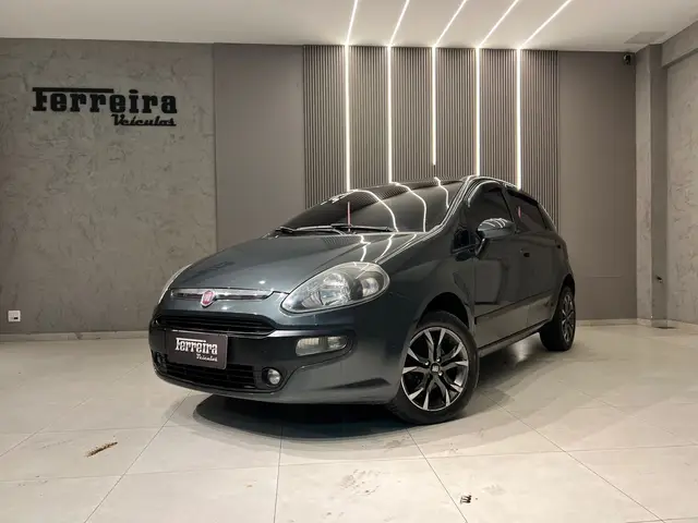 Carro Fiat Punto 2014 Attractive 1.4 (Flex)