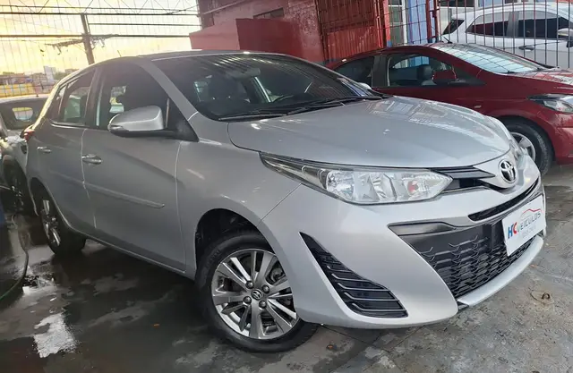 Carro Toyota Yaris 2020 1.5 XL Plus Connect CVT (Flex)