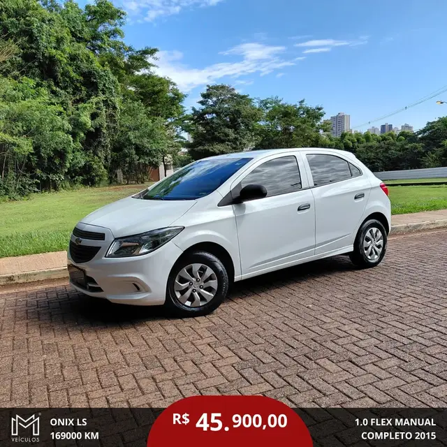 Carro Chevrolet Onix 2015 1.0 LS SPE/4