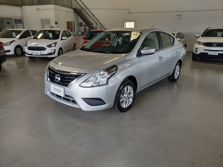 Versa 1.6 16V SL FlexStart (Flex)