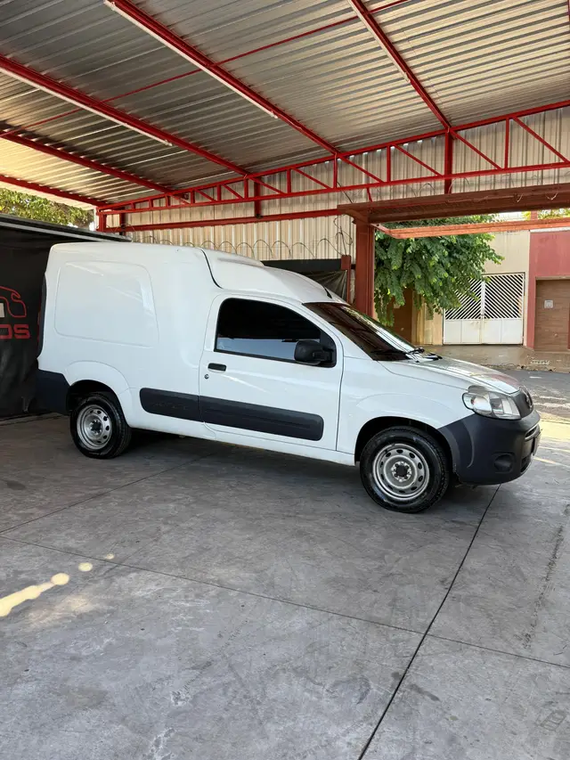Carro Fiat Fiorino 2014 Furgão 1.4 Evo (Flex)