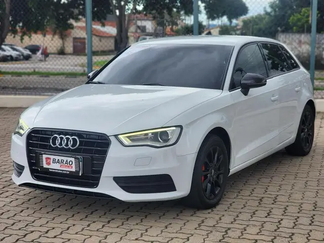 Carro Audi A3 Sportback 2016 A3 1.4 TFSI Sportback Ambiente S Tronic