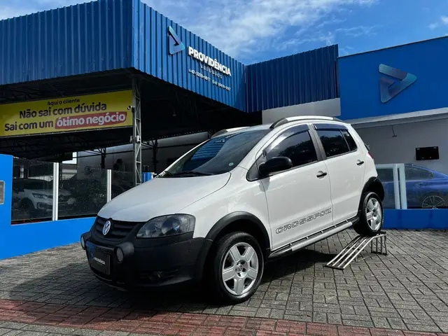 Carro Volkswagen CrossFox 2009 1.6 (Flex)