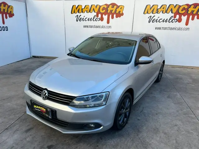 Carro Volkswagen Jetta 2012 2.0 Comfortline Tiptronic (Flex)