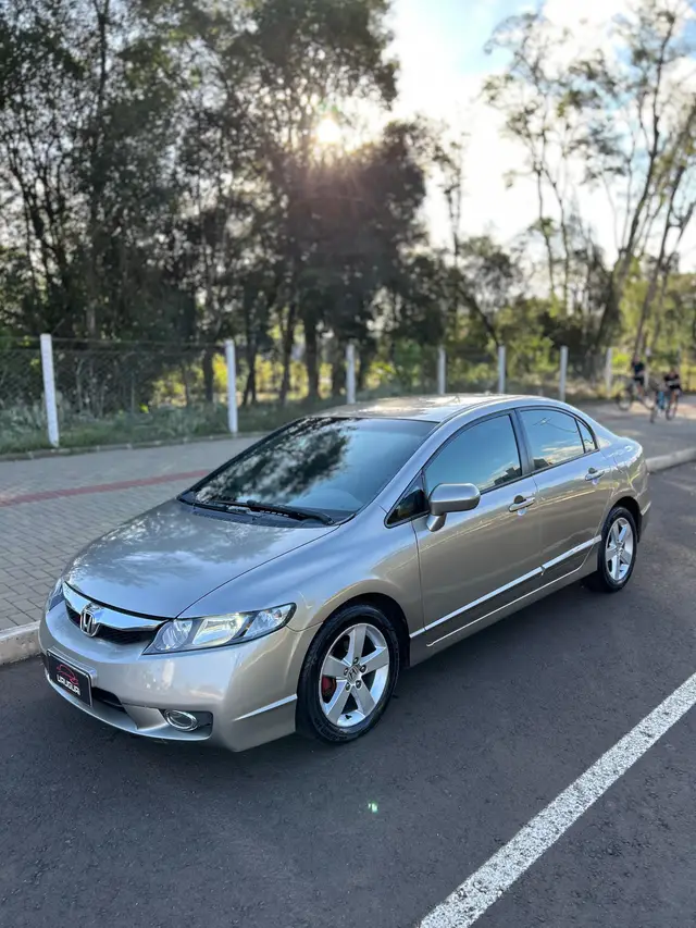 Carro Honda Civic 2009 New  LXS 1.8 16V (Flex)