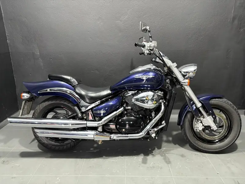 Suzuki Boulevard M800