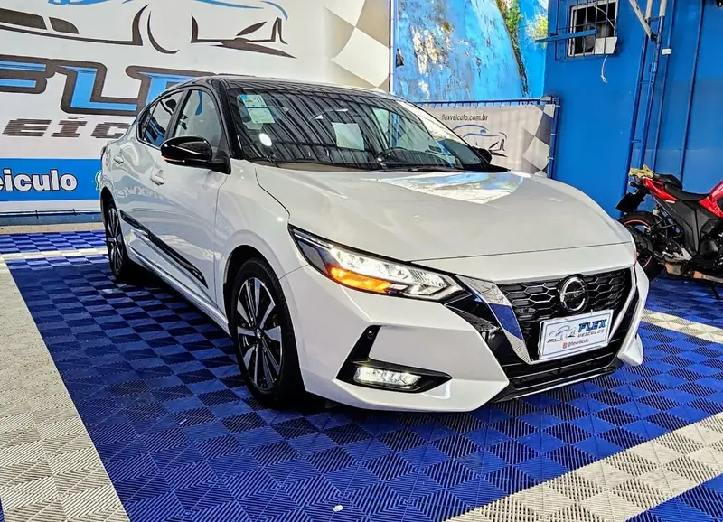 Nissan Sentra Advance 2.0 16V Aut.