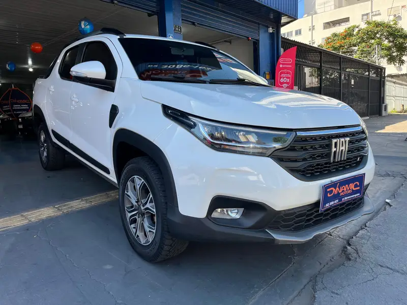 Fiat Strada Volcano 1.3 CD (Flex)