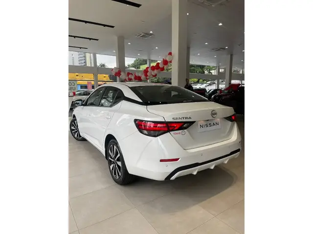 Carro Nissan Sentra 2025 Advance 2.0 16V Aut.