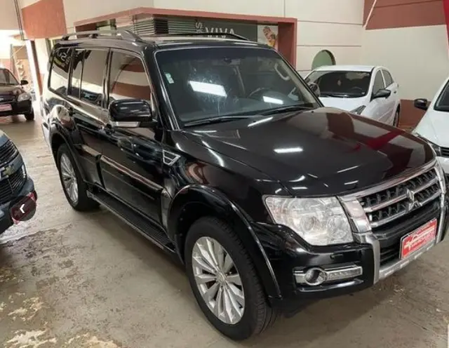 Carro Mitsubishi Pajero Full 2016 3.2 DI-D 5D HPE 4WD