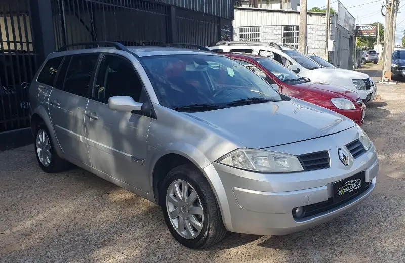 Renault Megane Grand Tour Mégane Grand Tour Dynamique 1.6 16V (flex)