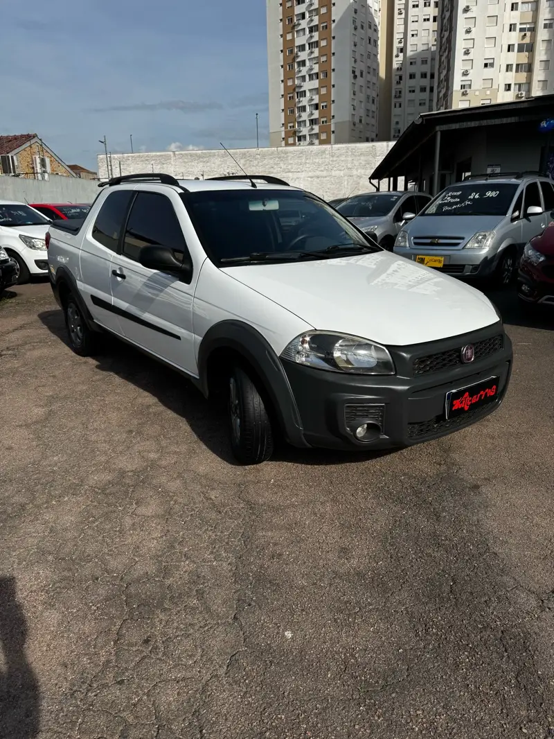 Fiat Strada Working 1.4 (Flex) (Cabine Dupla)