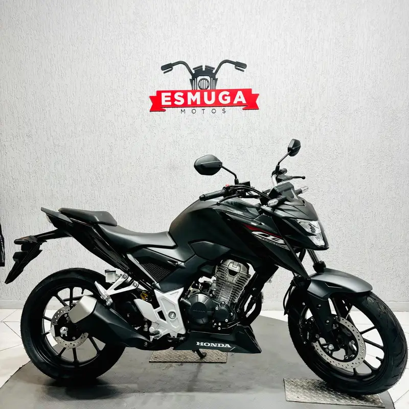 Honda CB 300F Twister (CBS)