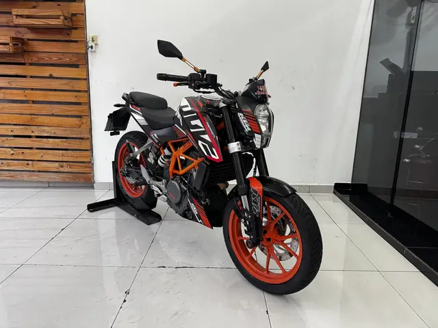 Carro KTM Duke 390 2017 390