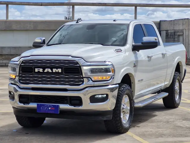 Carro RAM 2500 2021 Ram 2500 CD 6.7 4X4 Laramie