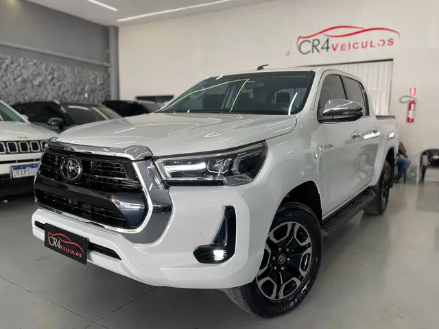 Carro Toyota Hilux Cabine Dupla 2024 SRX 4x4 2.8 Diesel