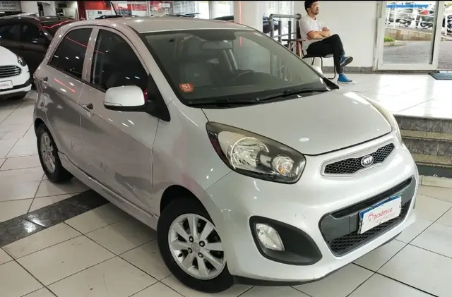 Carro Kia Picanto 2013 1.0 (Flex) J320