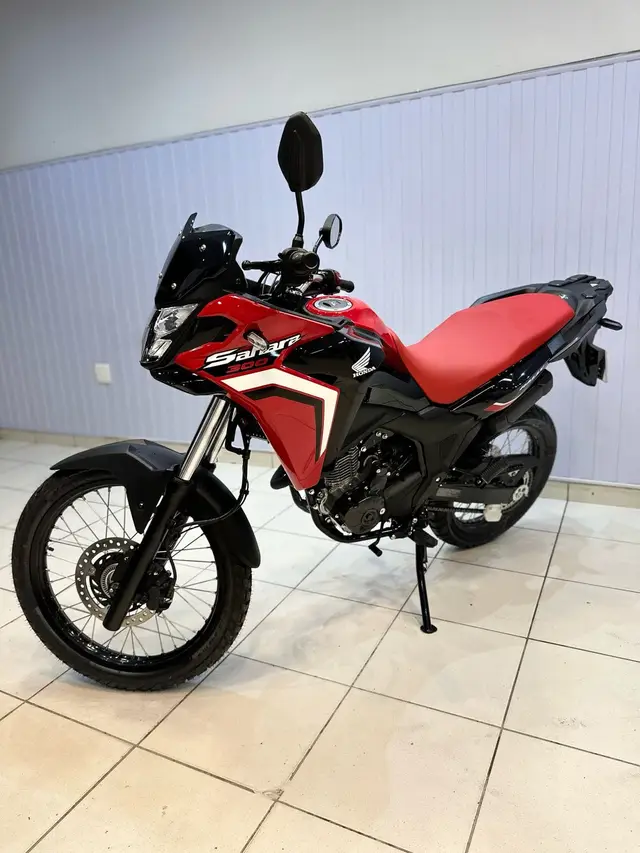 Moto Honda XRE Sahara 300 2025 Rally