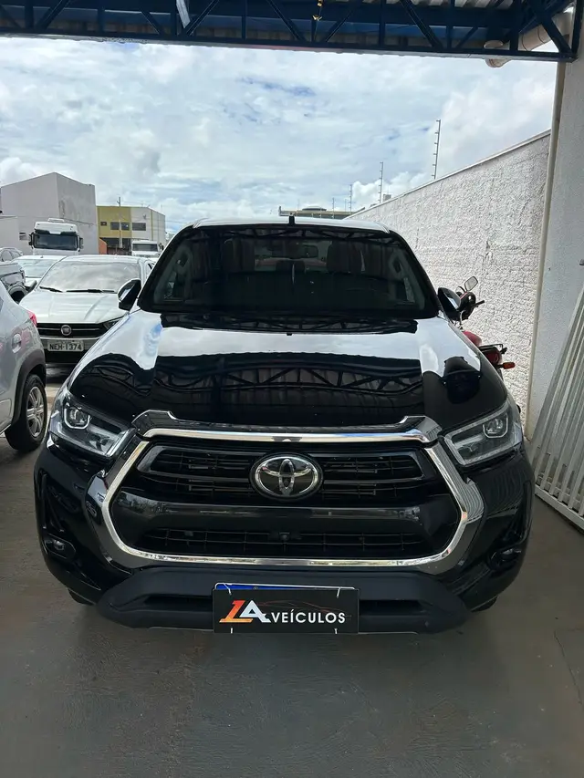Carro Toyota Hilux Cabine Dupla 2022 SRX 2.8 TDI CD 4x4 (Aut)