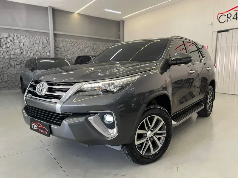 Toyota SW4 2.8 TDI SRX 5L 4x4 (Aut)