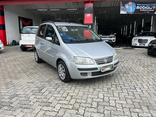 Carro Fiat Idea 2010 ELX 1.4 (Flex)