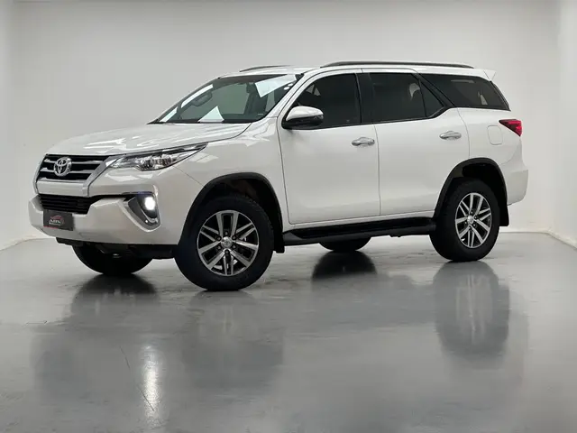 Carro Toyota SW4 2020 2.7 SRV 7L 4x2 (Aut) (Flex)