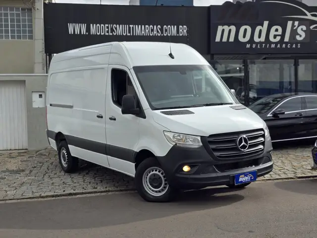 Carro Mercedes-Benz Sprinter 2022 416 Furgão E.L. T. A. 2.2 Dies.