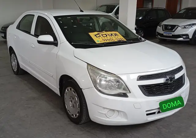 Carro Chevrolet Cobalt 2015 LS 1.4 8V (Flex)
