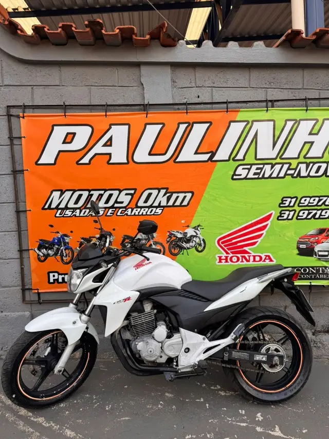 Moto Honda CB 300R 2012 Edição Especial