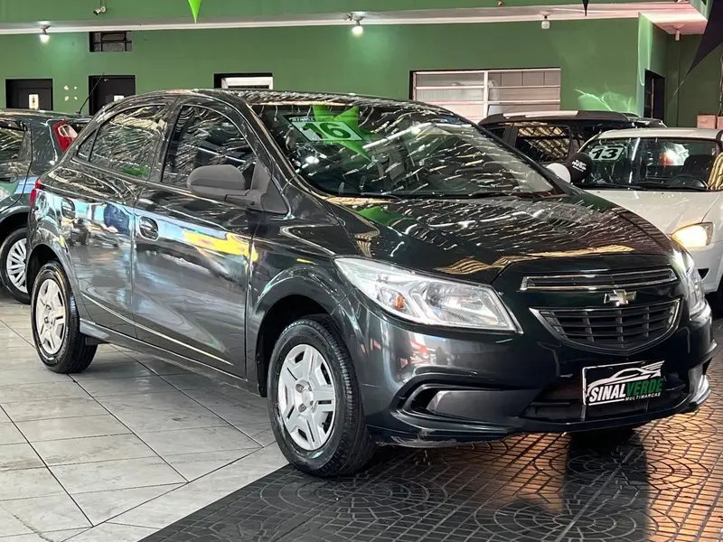 Chevrolet Onix 1.0 LT SPE/4