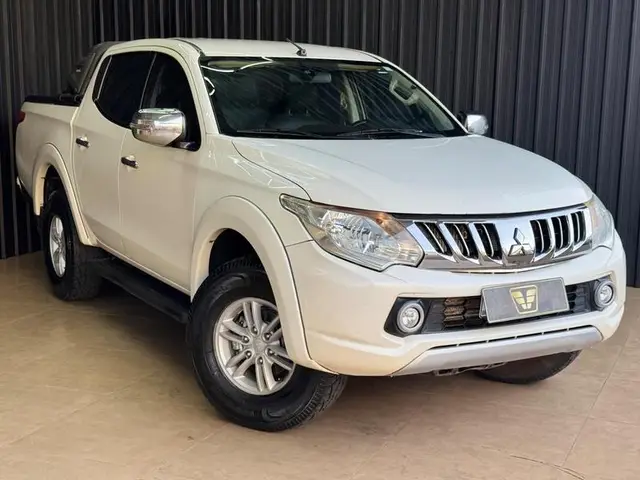 Carro Mitsubishi L200 Triton Sport 2017 Sport 2.4 DID-H HPE-S Top 4WD (Aut)