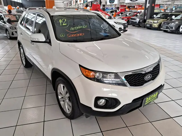 Carro Kia Sorento 2012 2.4 16V 4x2 (Aut)