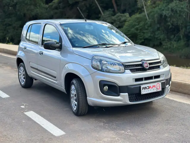 Carro Fiat Uno 2017 Attractive 1.0 (Flex) 4p