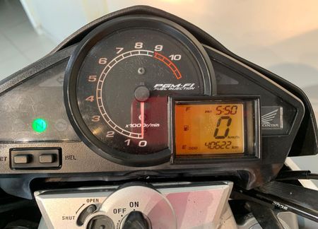 CB 300R Standard