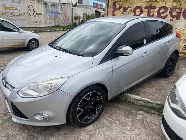 Carro Ford Focus Sedan 2014 1.6 16V Flex 4p Aut.