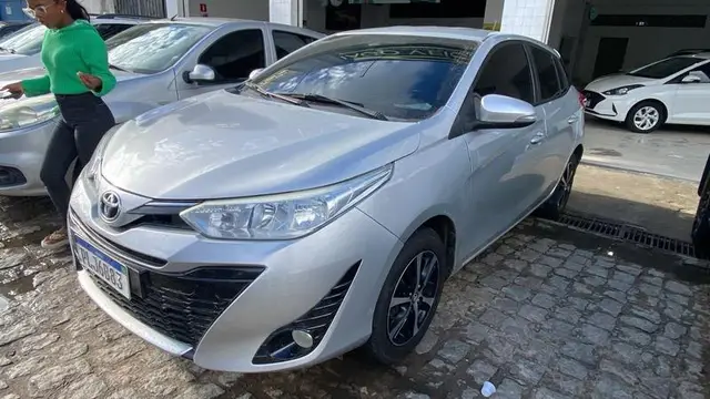 Carro Toyota Yaris 2019 1.3 XL (Flex)