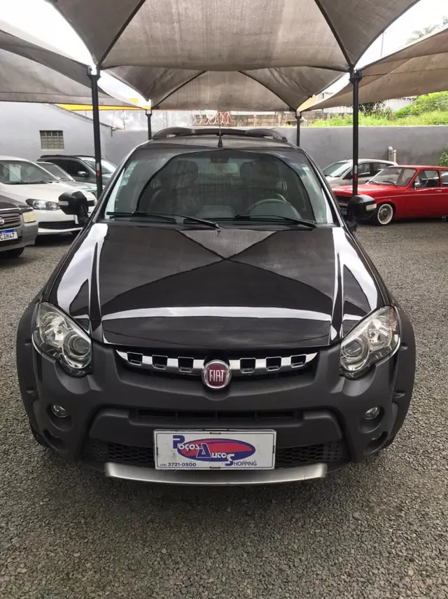 Carro Fiat Weekend 2015 Adventure 1.8 E.torQ Dualogic (Flex)