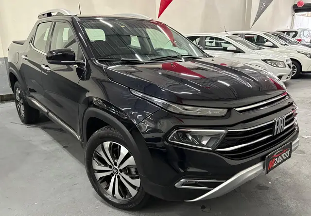 Carro Fiat Toro 2023 Volcano 2.0 TDI 4x4 (Aut)