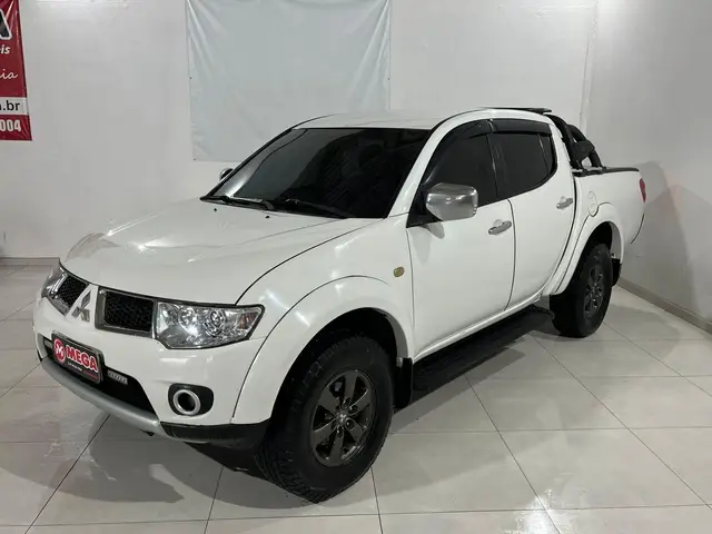 Carro Mitsubishi L200 Triton Sport 2013 3.2 DI-D 4x4 (Aut)