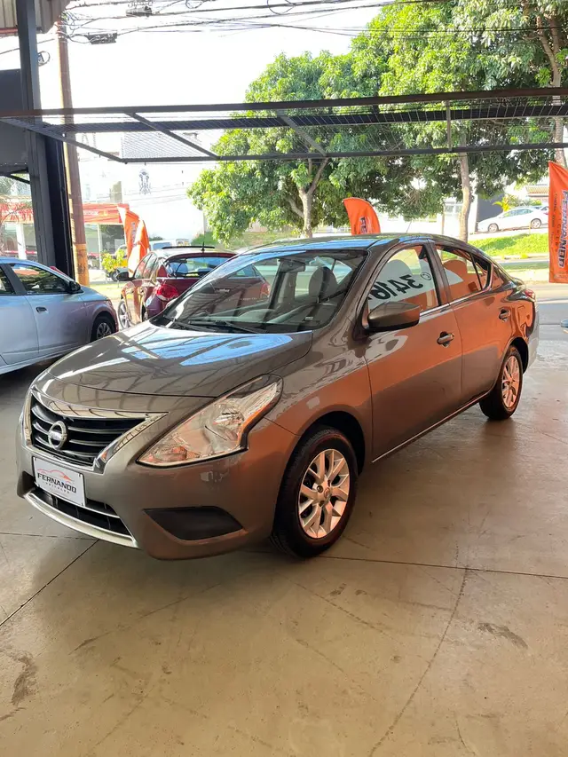Carro Nissan Versa 2016 1.6 16V SL FlexStart (Flex)