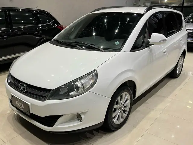 Carro JAC J6 2014 2.0 16V 7S