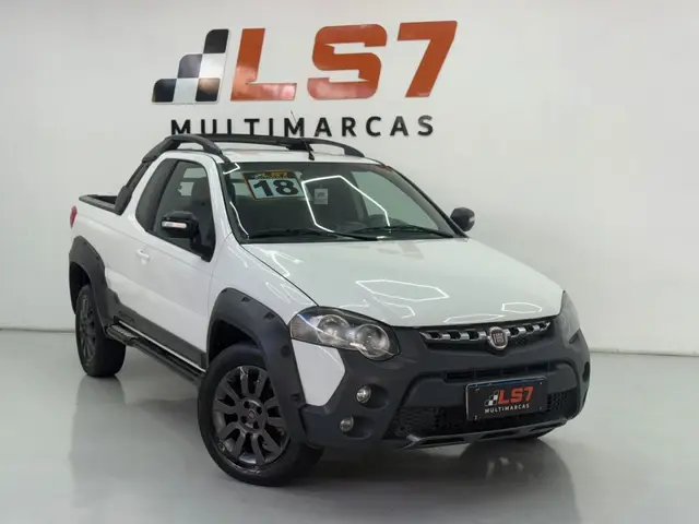 Carro Fiat Strada 2018 Adventure 1.8 16V (Flex) (Cabine Estendida)