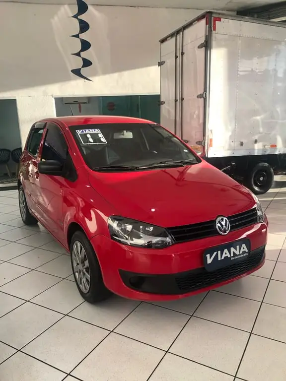 Carro Volkswagen Fox 2011 1.0 8V (Flex) 4p