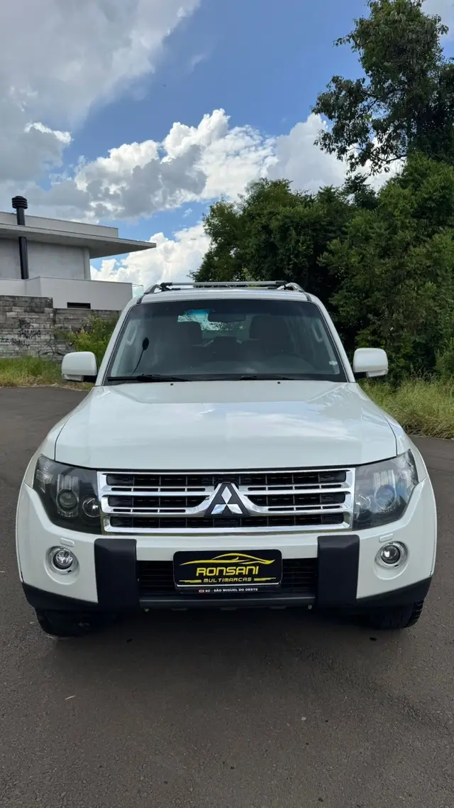 Carro Mitsubishi Pajero Full 2011 3.2 DI-D 3D HPE 4WD