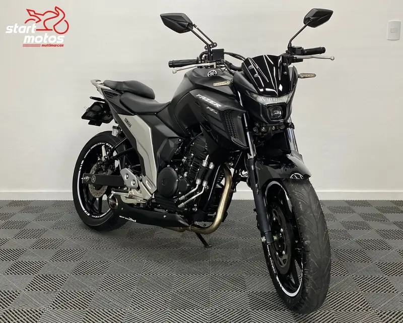Yamaha Fazer FZ25 Flex