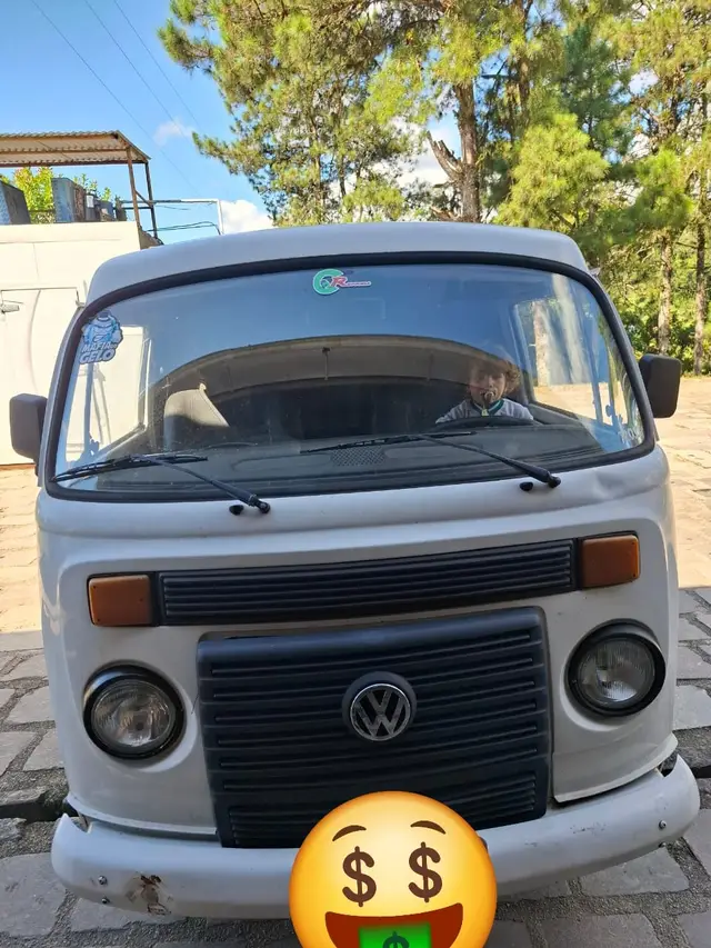 Carro Volkswagen Kombi Furgão 2011 Kombi Furgao 1.4 (Flex)